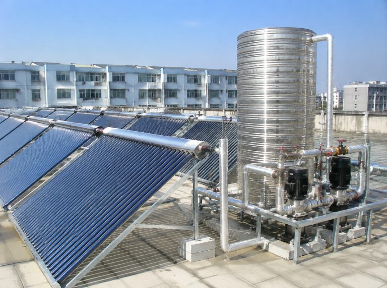 西湖区商用大容量真空管太阳能热水系统